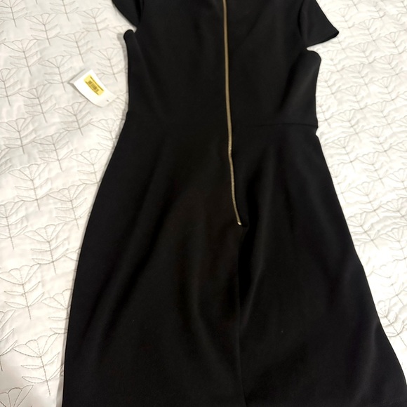 Black dress, size 11/12 never worn - Picture 2 of 2